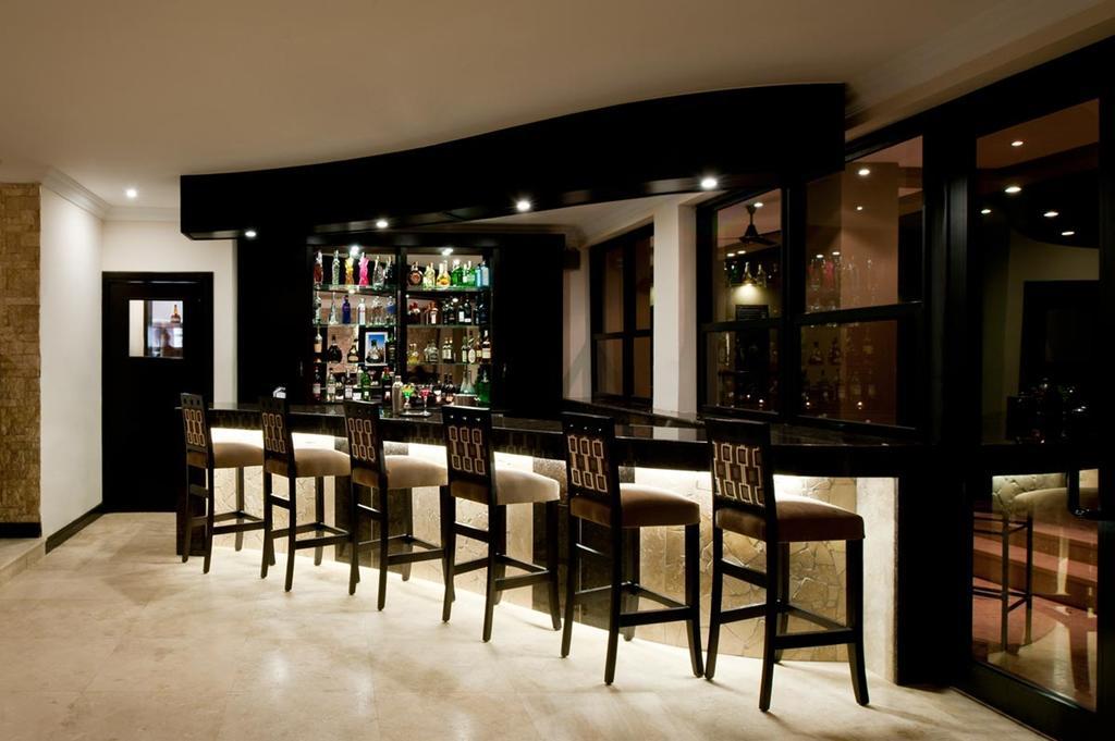 Villa Monticello Boutique Hotel Аккра Экстерьер фото