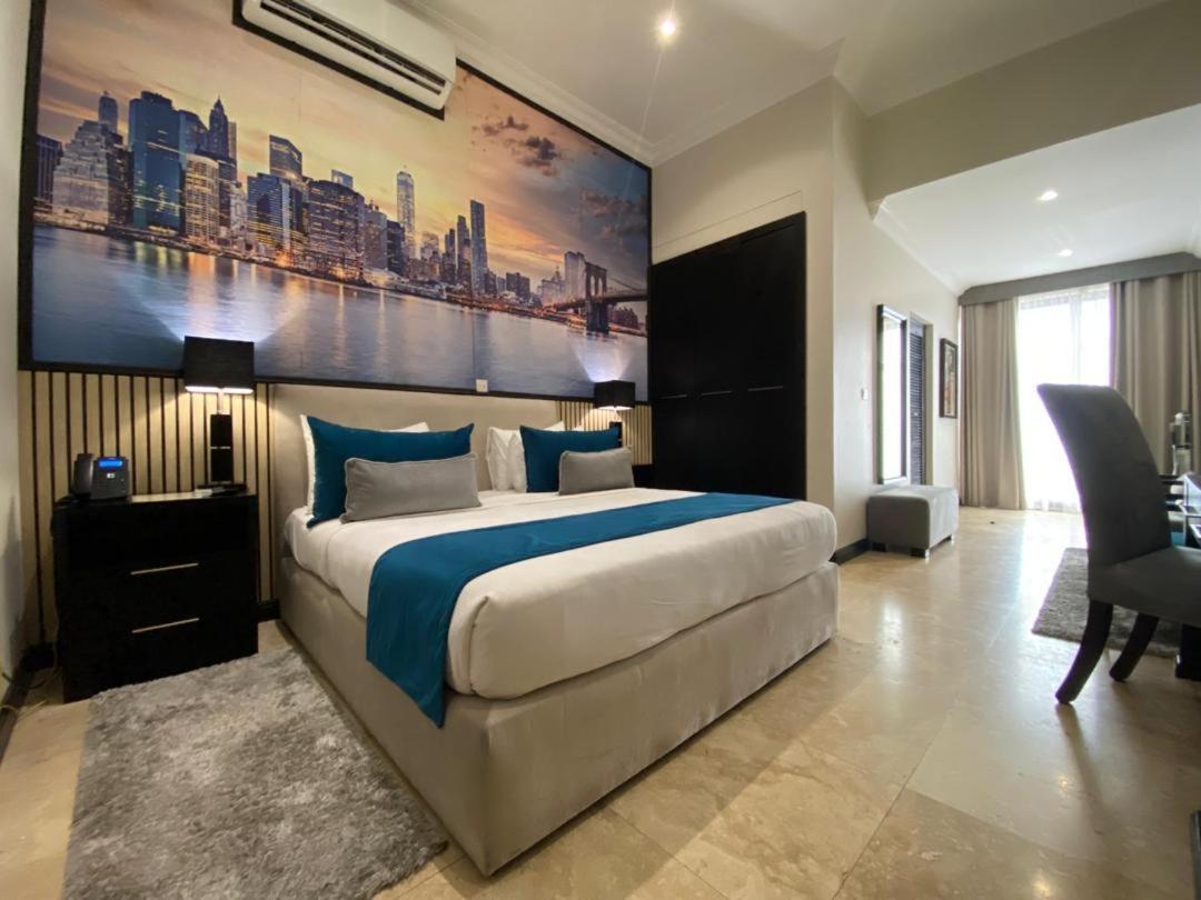 Villa Monticello Boutique Hotel Аккра Экстерьер фото