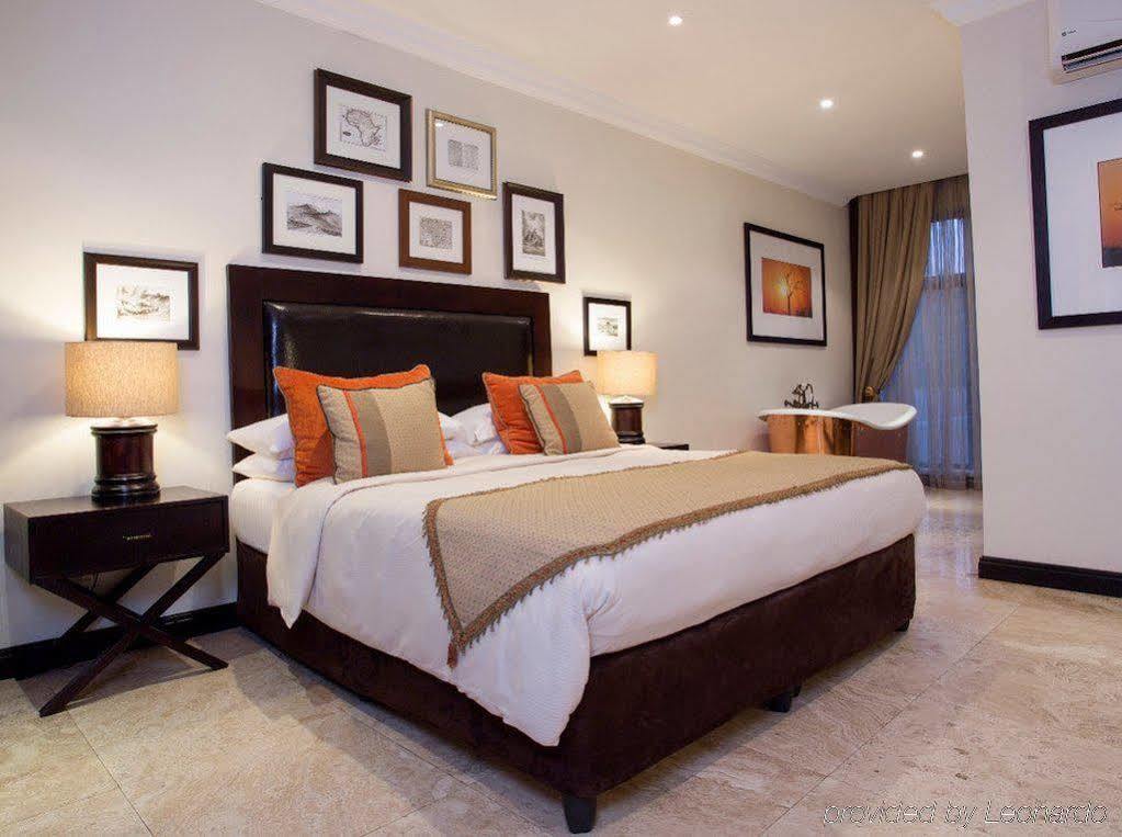 Villa Monticello Boutique Hotel Аккра Экстерьер фото
